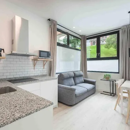 Apartment Lur